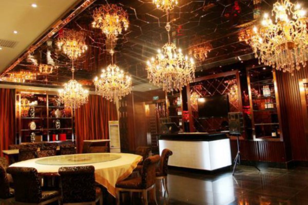 足疗技师招聘中，重庆好工作等你来，快快加入我们吧！